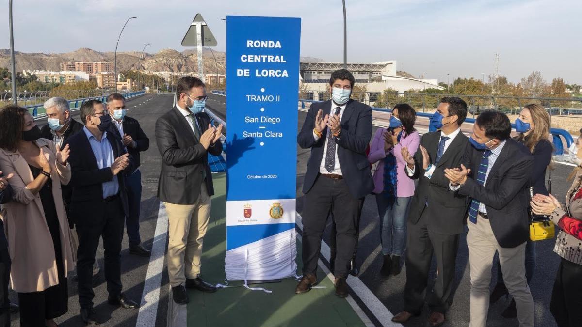 El presidente de la Comunidad inauguró hoy el tramo 2 de la Ronda Central de Lorca.