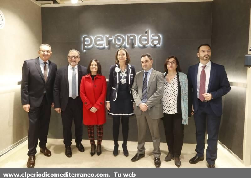 Visita de la ministra de Industria a Cevisama 2020