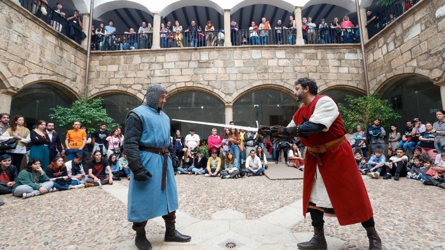 Cáceres: la capital de los dragones