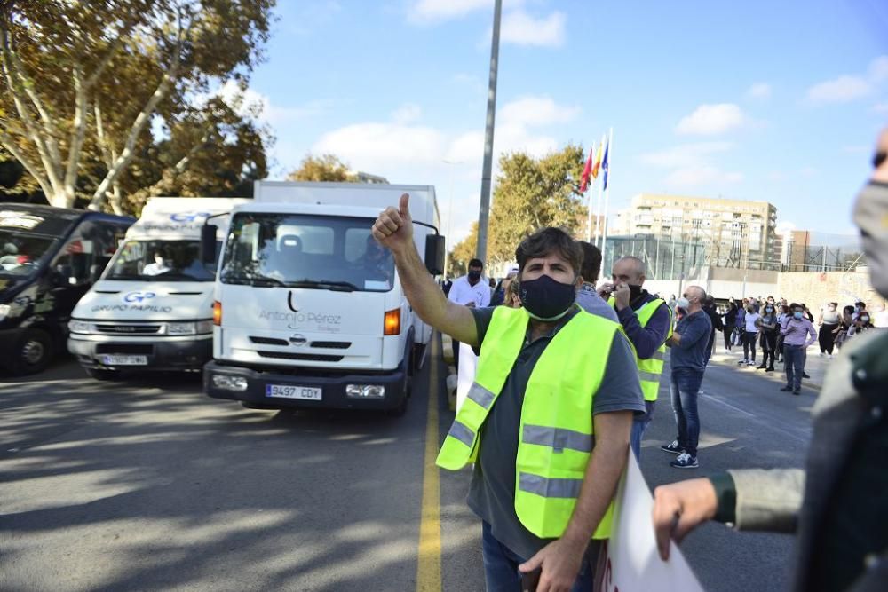 Protesta por el cierre de bares y restaurantes en Cartagena