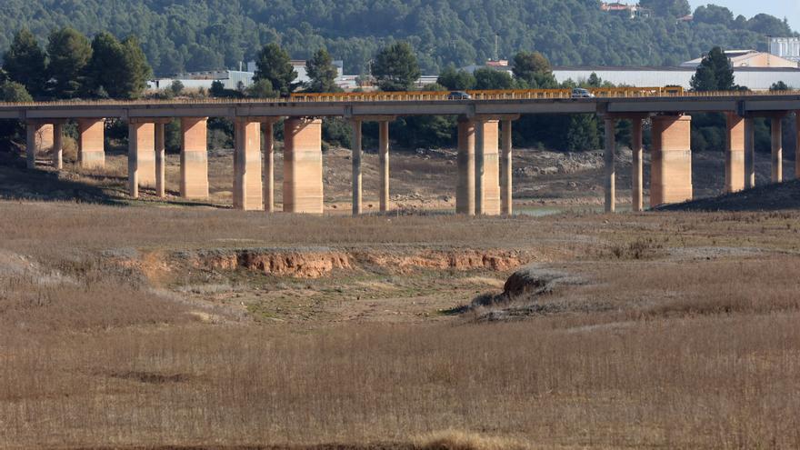 Otro año más con camiones-cuba en Castellón : la sequía pone en alerta a la Diputación