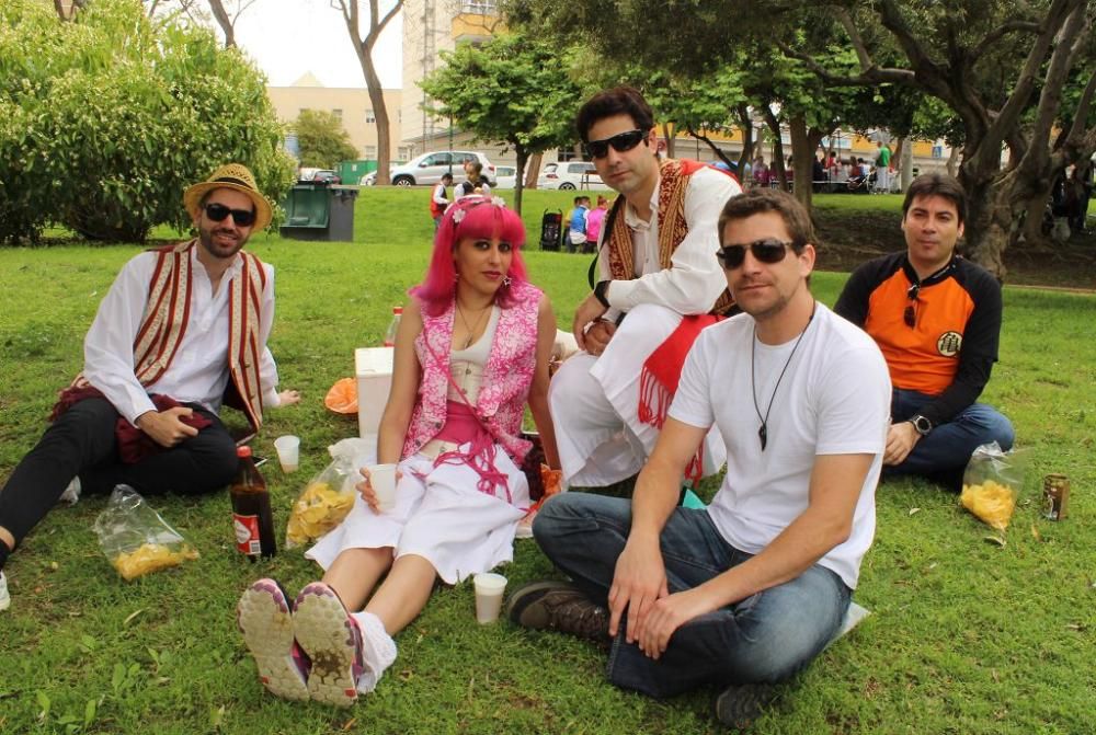 Ambiente en el Jardín de la Seda durante el Bando de la Huerta