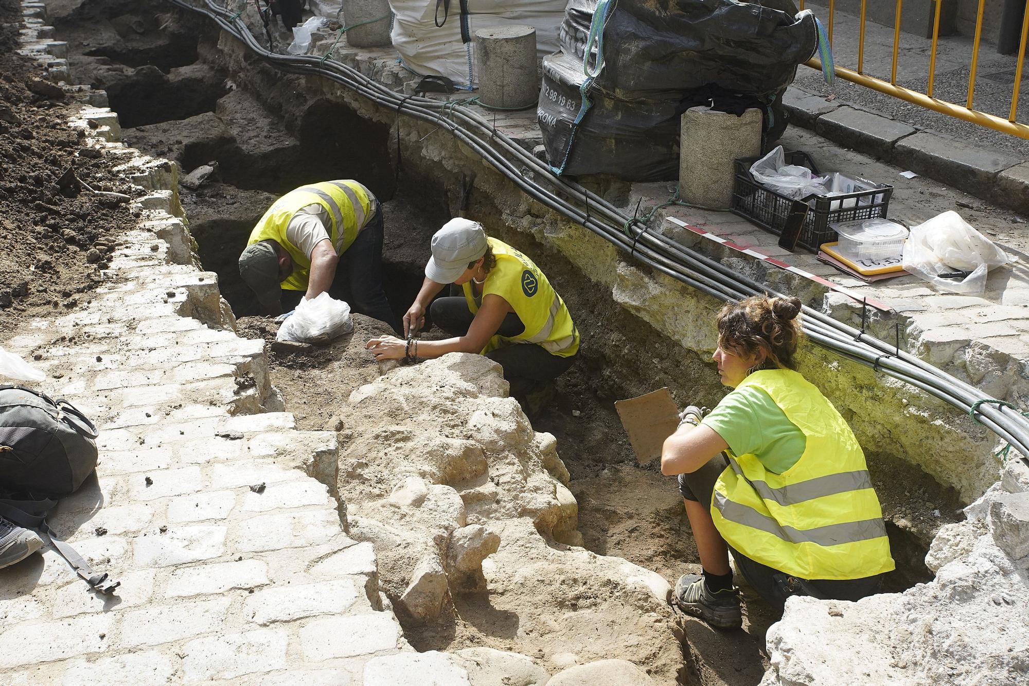 Troballa de restes romanes a les obres a Ballesteries