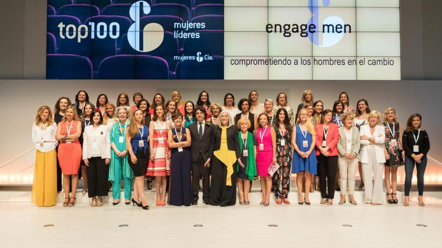 Foto de familia de la mujeres líderes en España // FARO