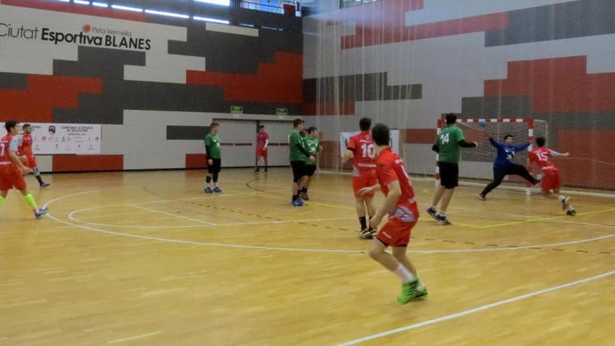 El Campionat d&#039;Espanya d&#039;handbol infantil, cadet i juvenil arrenca a Blanes i Lloret