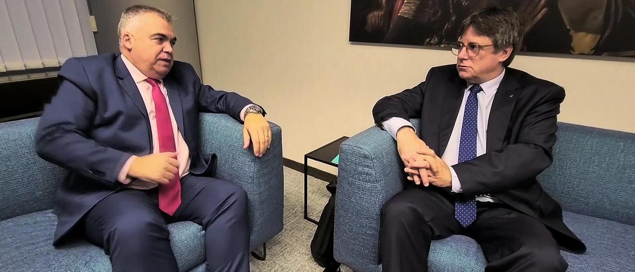 Santos Cerdán y Carles Puigdemont, a finales de octubre en Bruselas.