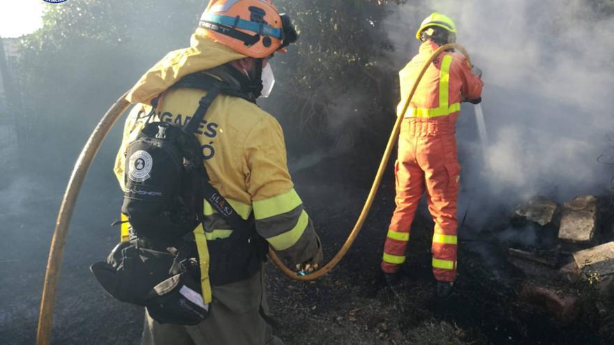 Controlado el incendio en El Puig tras afectar a unas 20 hectáreas de terreno