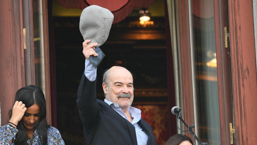 Antonio Resines durante la lectura del pregón de las Fiestas de San Isidro 2022, a 12 de mayo de 2022, en Madrid (España).