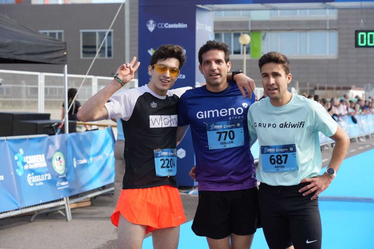 Búscate en las fotos de la Carrera de las Empresas en Castellón