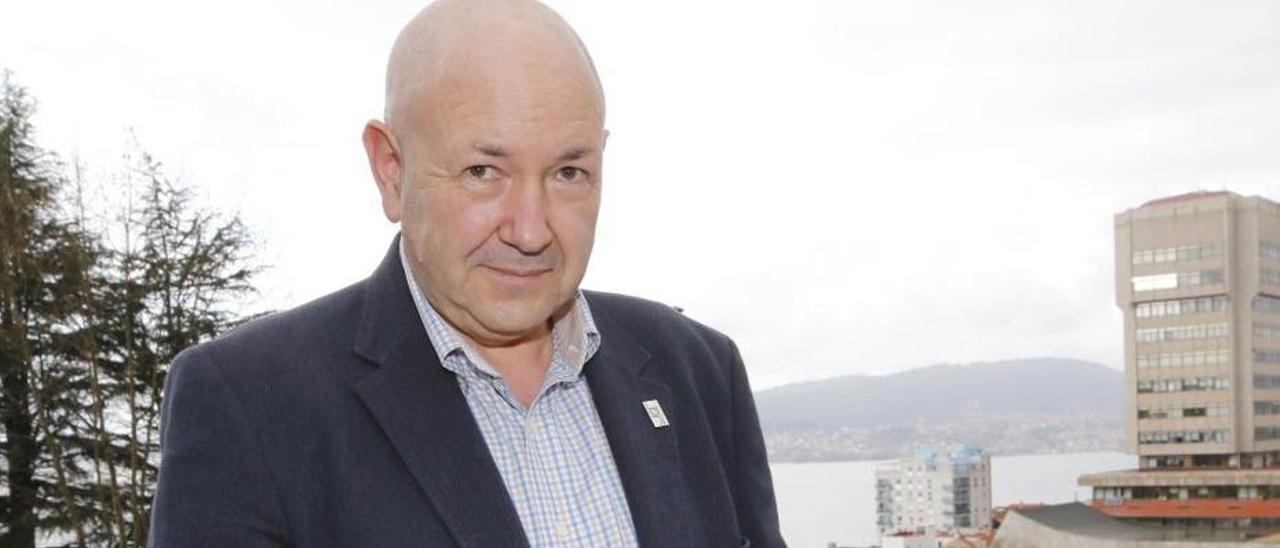 «Hai que ser amables pero tamén firmes, non se pode negociar co idioma»