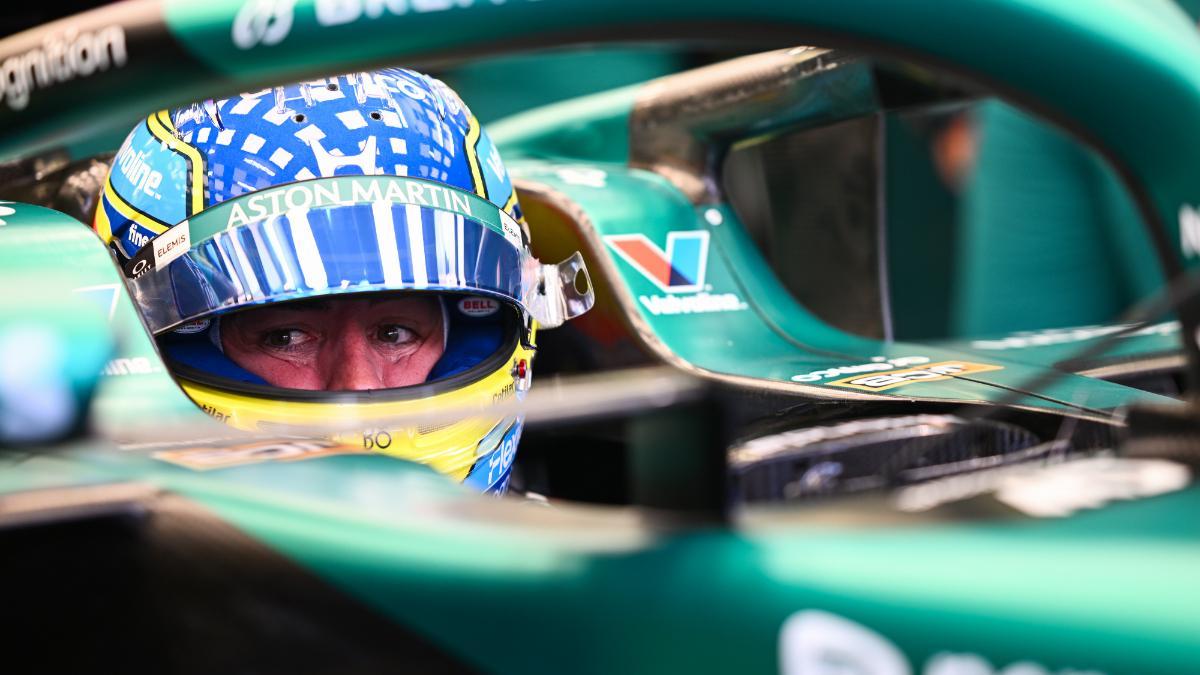 Fernando Alonso durante los test en Bahréin