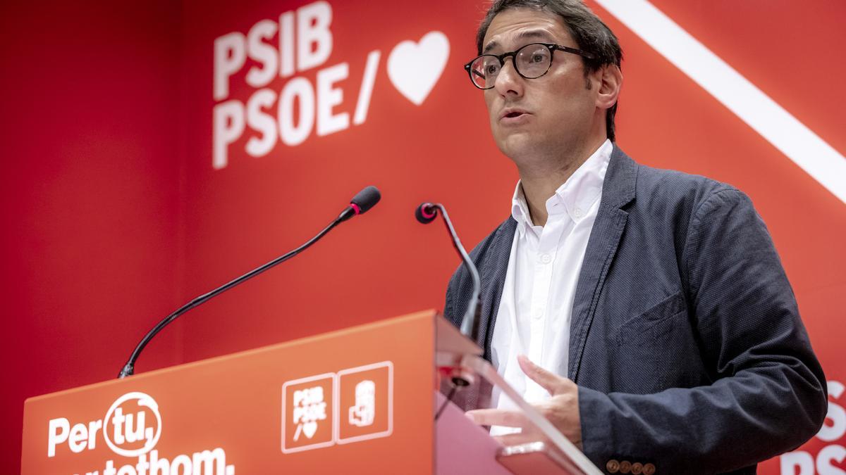 El diputado del PSIB-PSOE Iago Negueruela.
