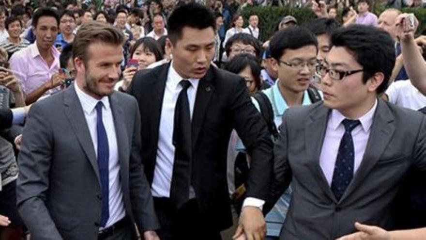 Locura en China para ver a Beckham
