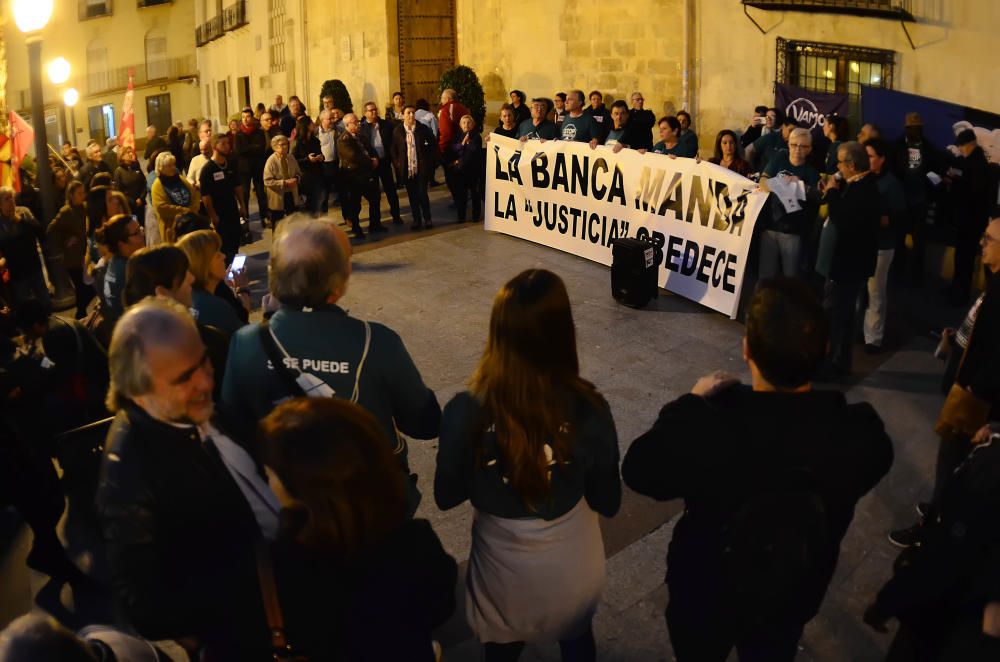 Concentración contra la sentencia de las hipotecas