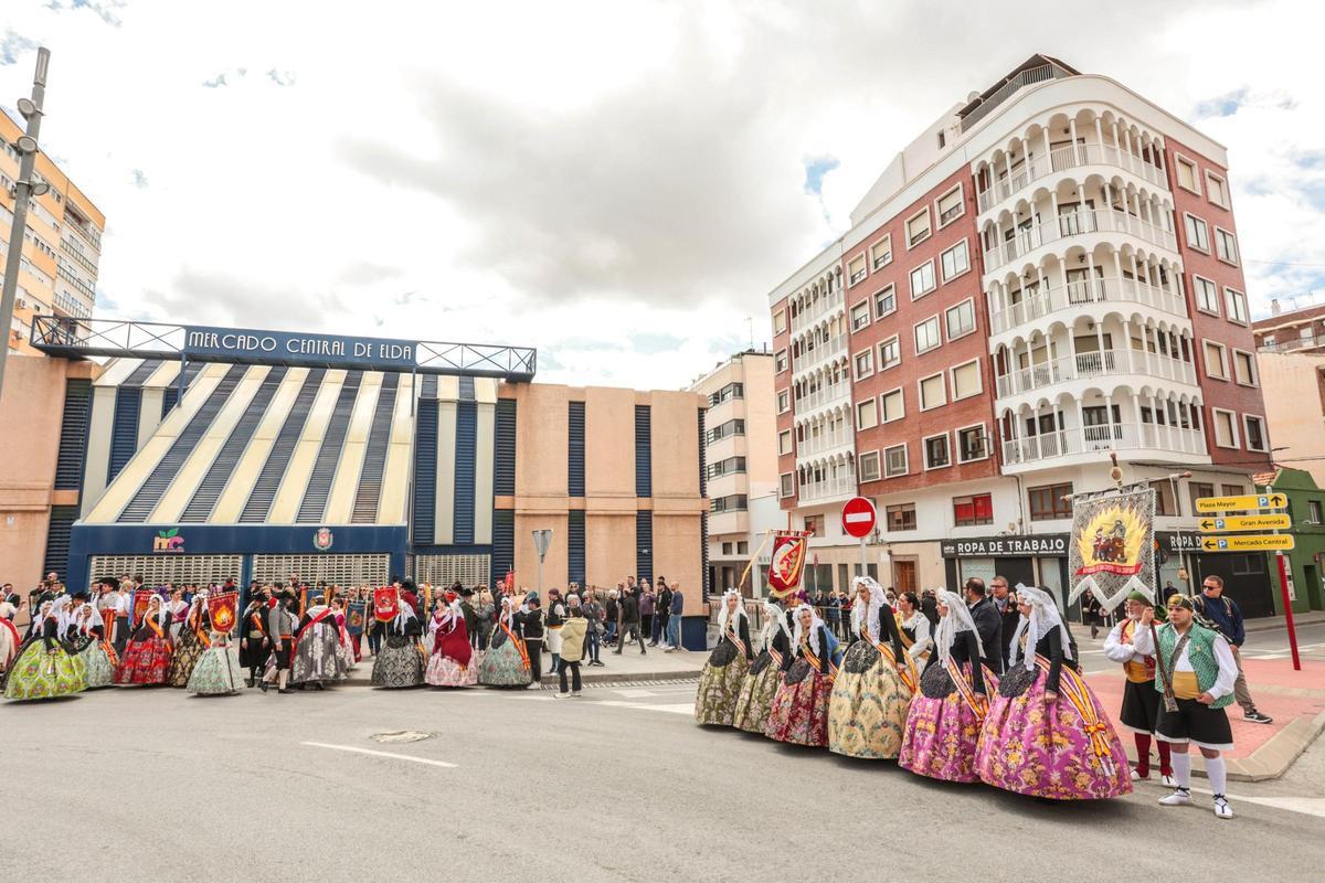 Elda celebra el Medio Año de sus Fallas