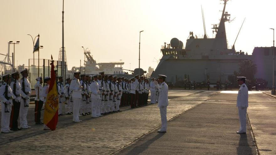 El jefe del Estado Mayor de la Armada Antonio Piñeiro visita Canarias