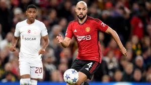 Amrabat juega cedido en el Manchester United