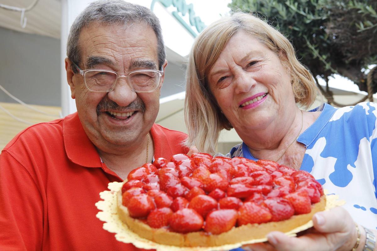 Cati Pascual und Guillem Font begeistern mit ihrem Erdbeerkuchen im König Garten.