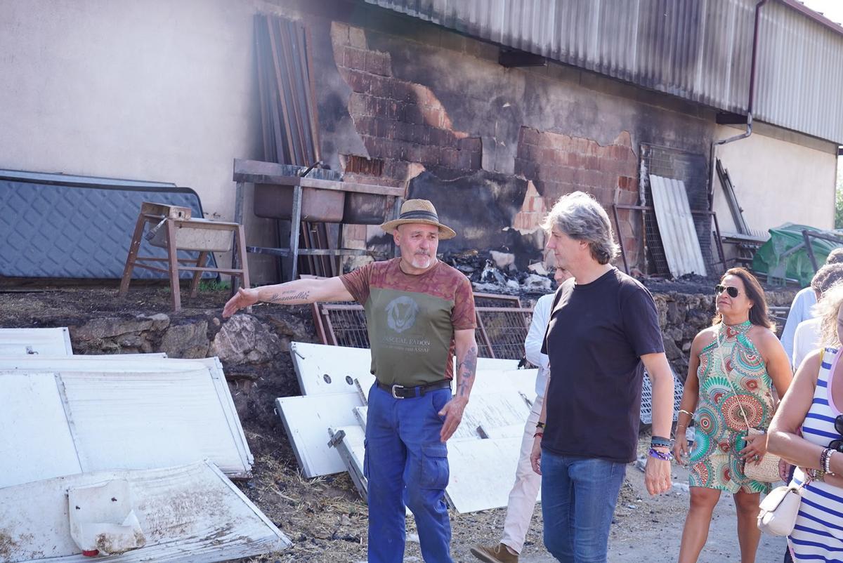 GALERÍA | Carlos Martínez visita los pueblos afectados por el incendio de Sayago GALERÍA | Carlos Martínez visita los pueblos afectados por el incendio de Sayago