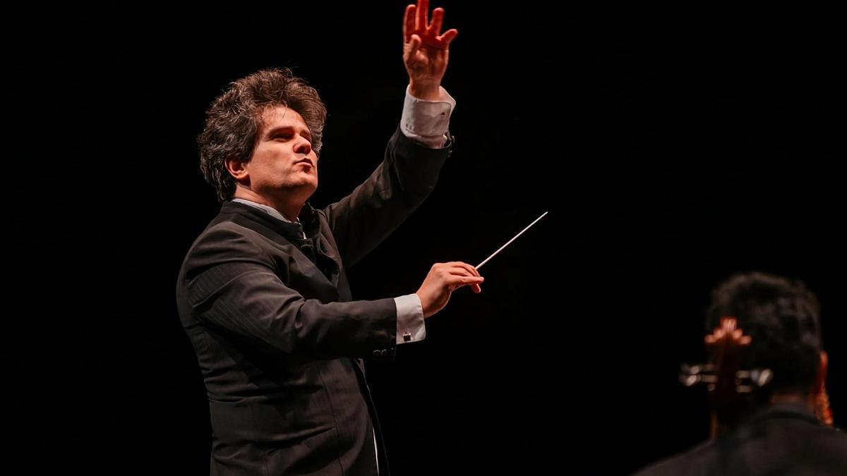 Sergio Alapont, durante un concierto