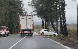 Enésimo accidente en la carretera del puente de Catoira