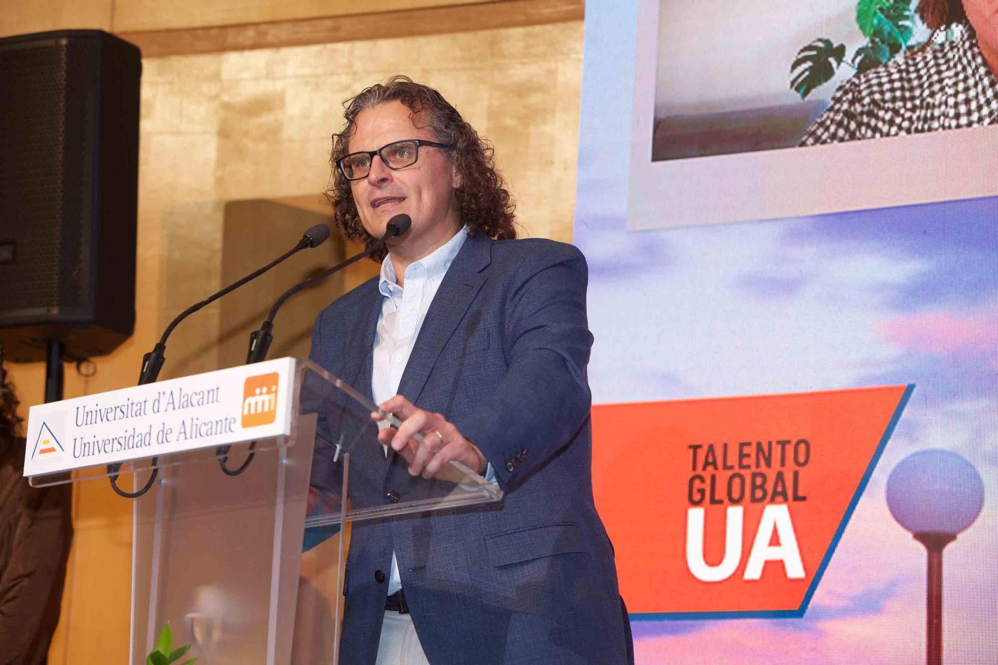 IV edición de la gala "Alumni UA" 2025 en la Universidad de Alicante