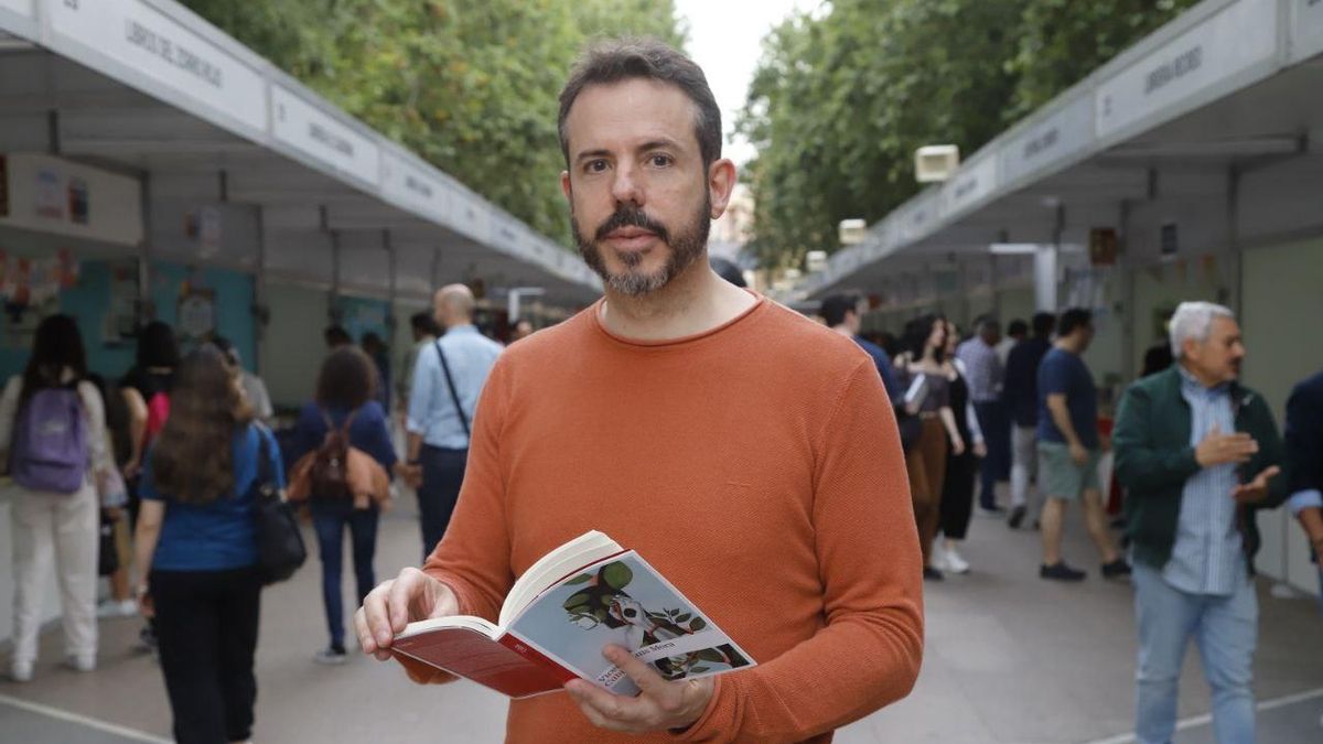 Vicente Luis Mora presentó ‘Cubit’ en la Feria del Libro de Córdoba.