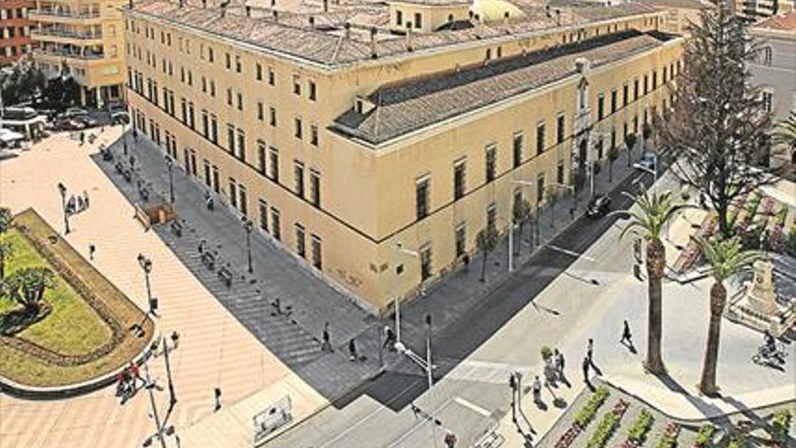 Presentan ocho propuestas para la rehabilitación del hospital provincial de Badajoz