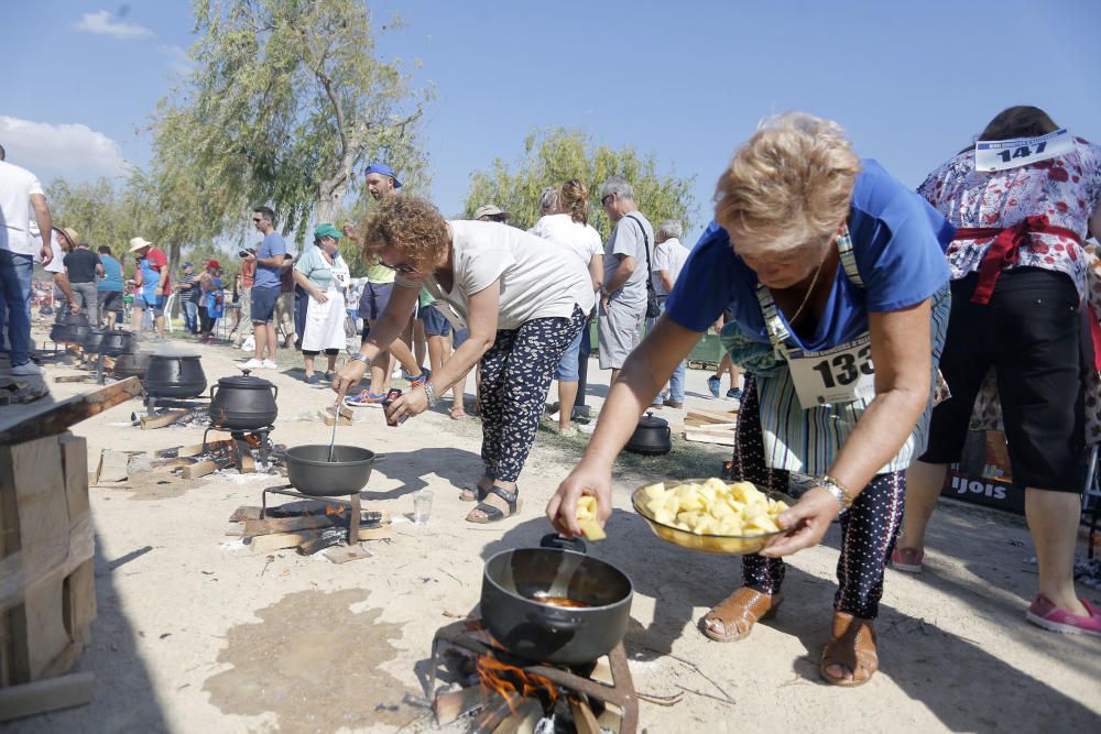 Concurso de 'all i pebre' en Catarroja