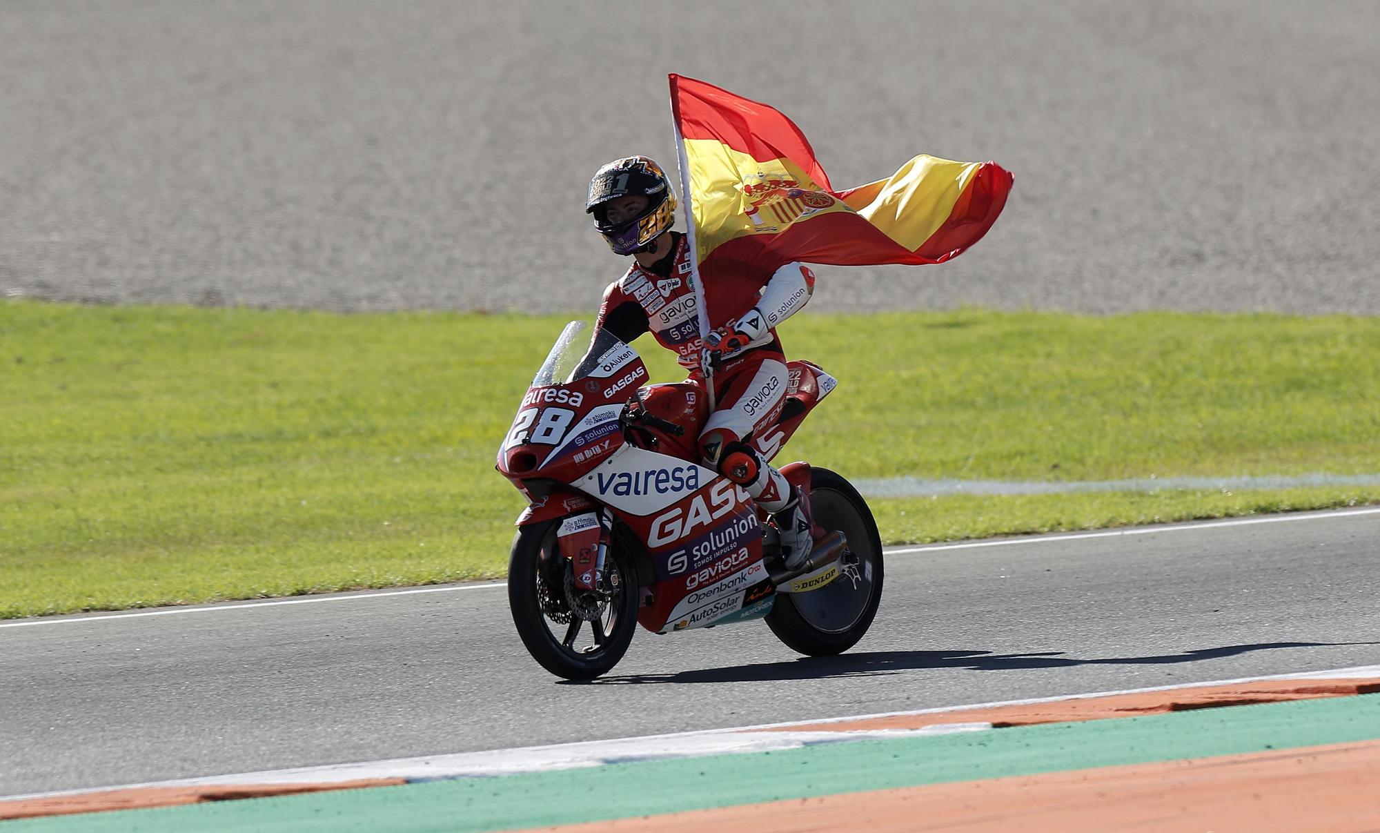 Las celebraciones de los campeones