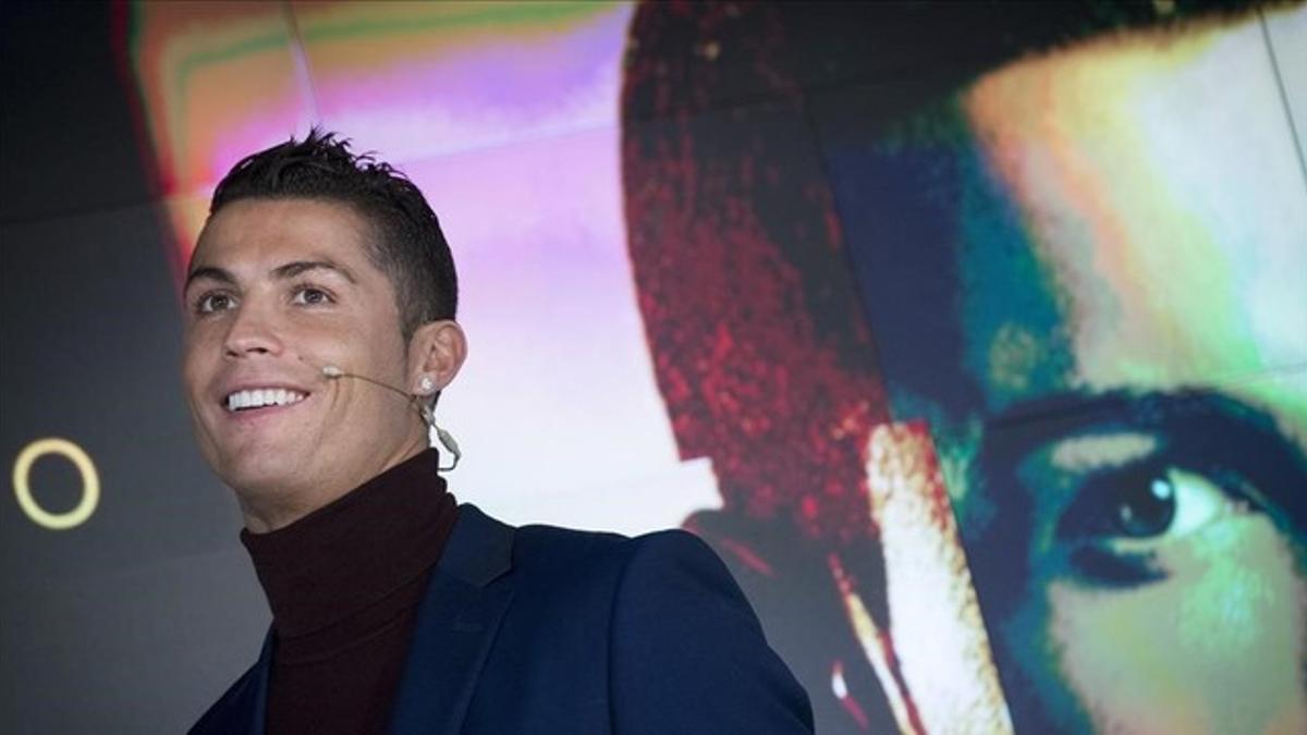 Ronaldo presenta su perfume Legacy