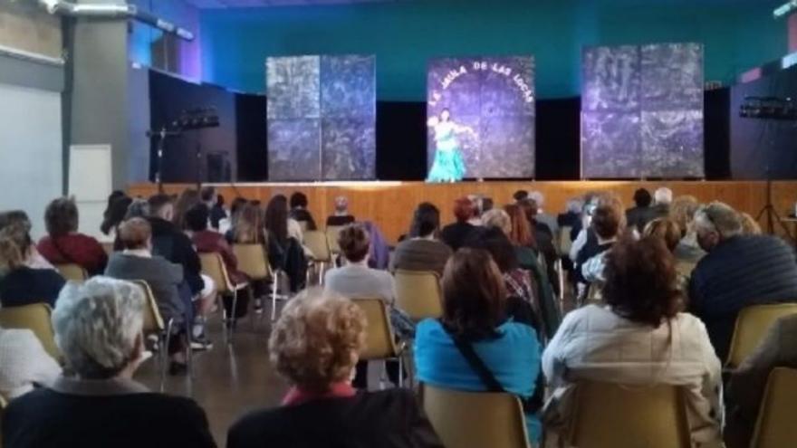 El grupo A la Tardada Teatro presentó una comedia-musical. | SERVICIO ESPECIAL