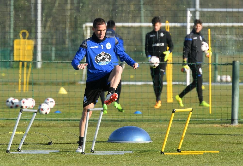 El Deportivo recibe en Riazor a su próximo rival, una final para el equipo después de encadenar cuatro jornadas consecutivas sin ganar.