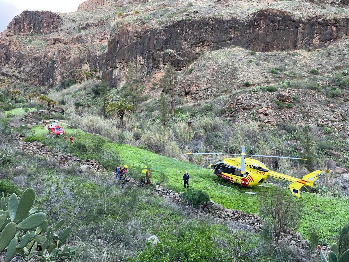 La tercera persona fallecida, natural de Gáldar, perdió la vida en el helicóptero tras ser rescatada al no poder superar las heridas sufridas en el siniestro