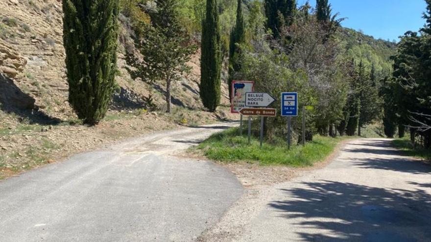 Una de las carreteras pendientes de restauración con el nuevo fondo aprobado.  | SERVICIO ESPECIAL