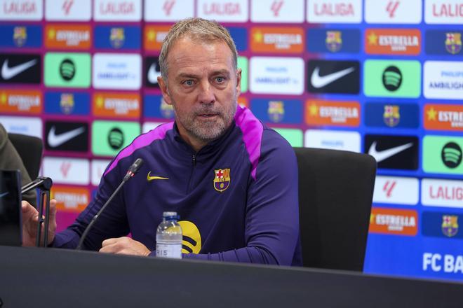 La postura de Hansi Flick quan hi ha un conflicte al Barça: “Aquí ho parlem”