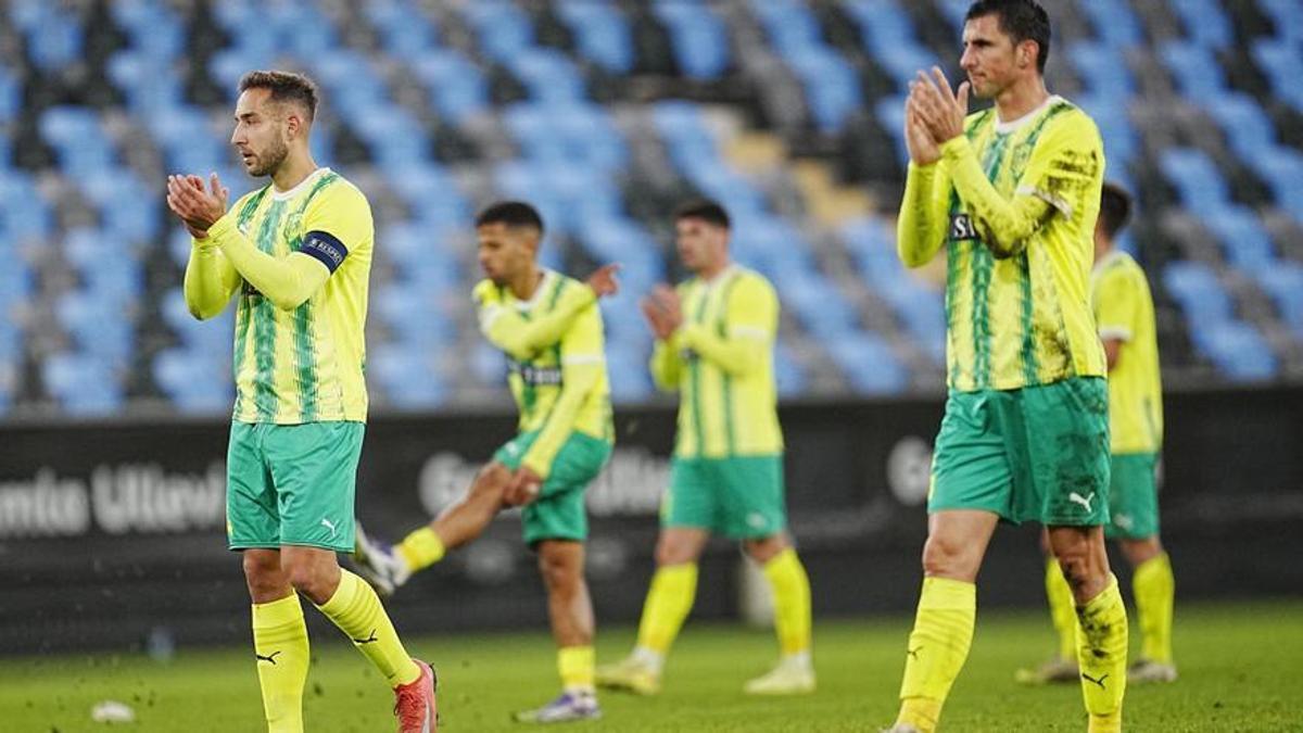 El exentrenador del Deportivo que brilla invicto en competición europea El exentrenador del Deportivo que brilla invicto en competición europea