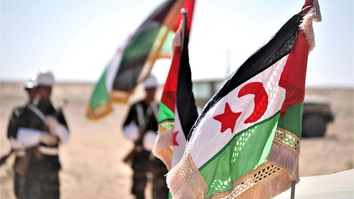 Banderas de la autoproclamada República Árabe Saharaui Democrática.