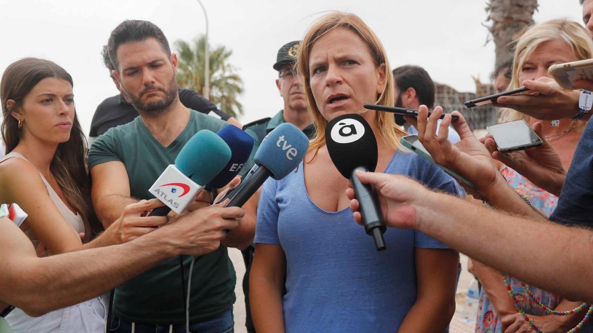 Las autoridades políticas visitan el recinto del Medusa