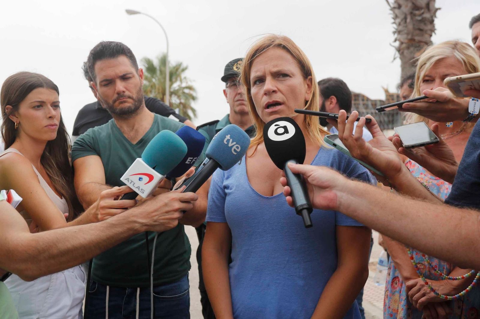 Las autoridades políticas visitan el recinto del Medusa