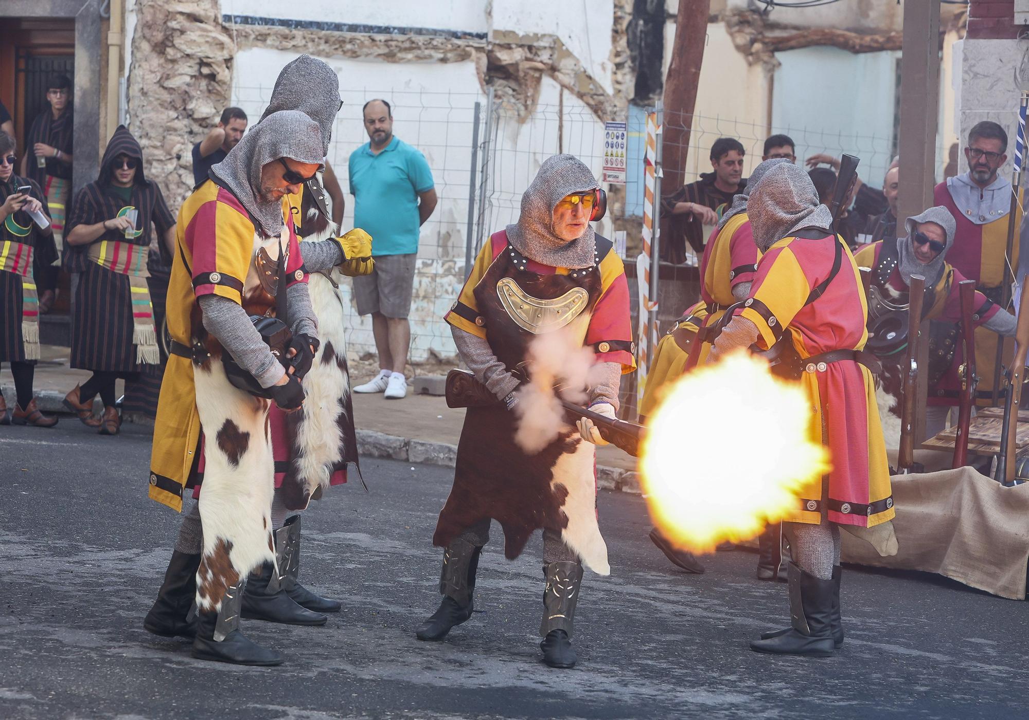 Guerrilla y Embajada Mora por las fiestas de Ibi