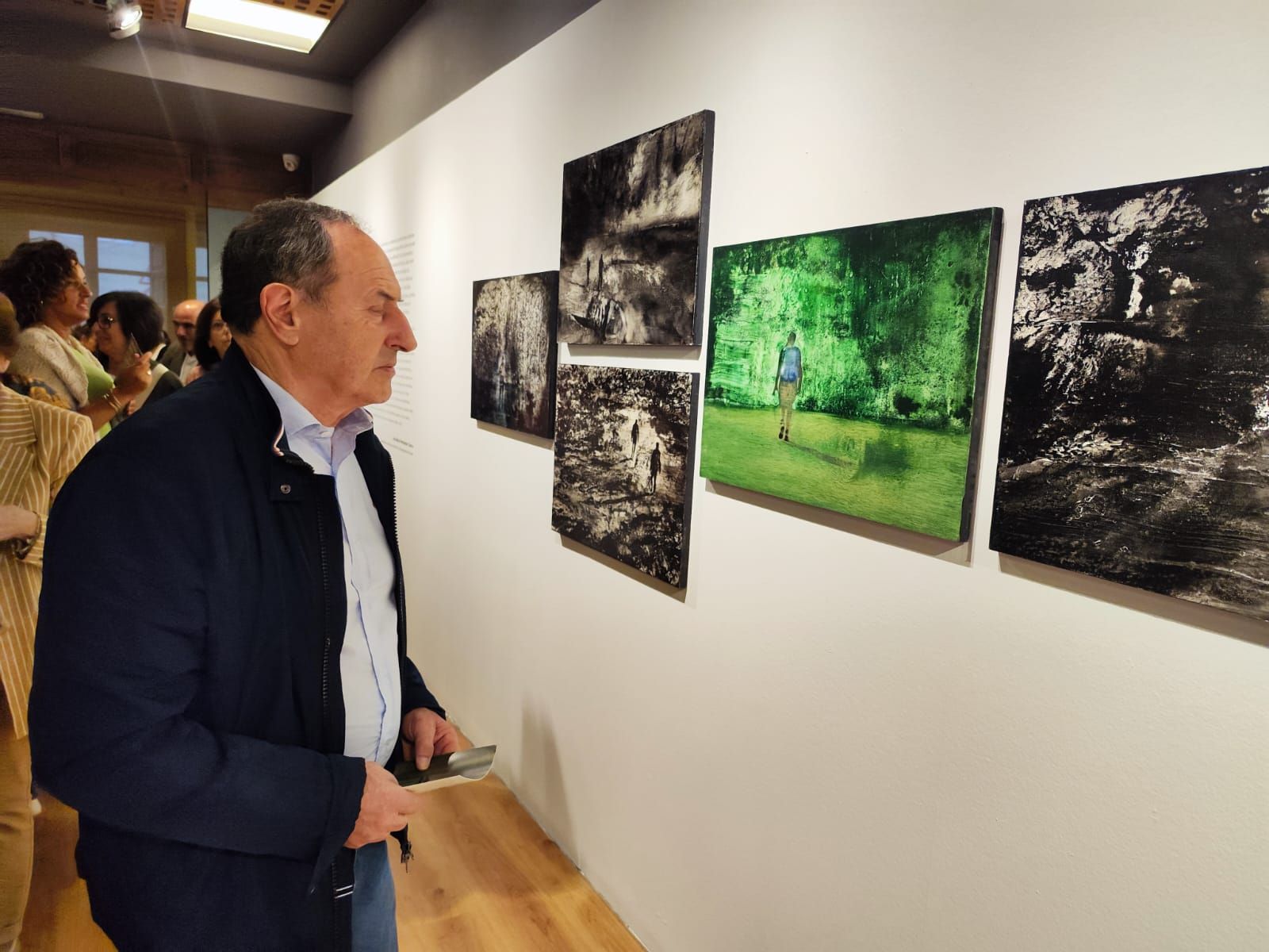 Inauguración de la exposición de Guillermo Simón, "Huellas errantes", en la Fundación Cardín de Villaviciosa