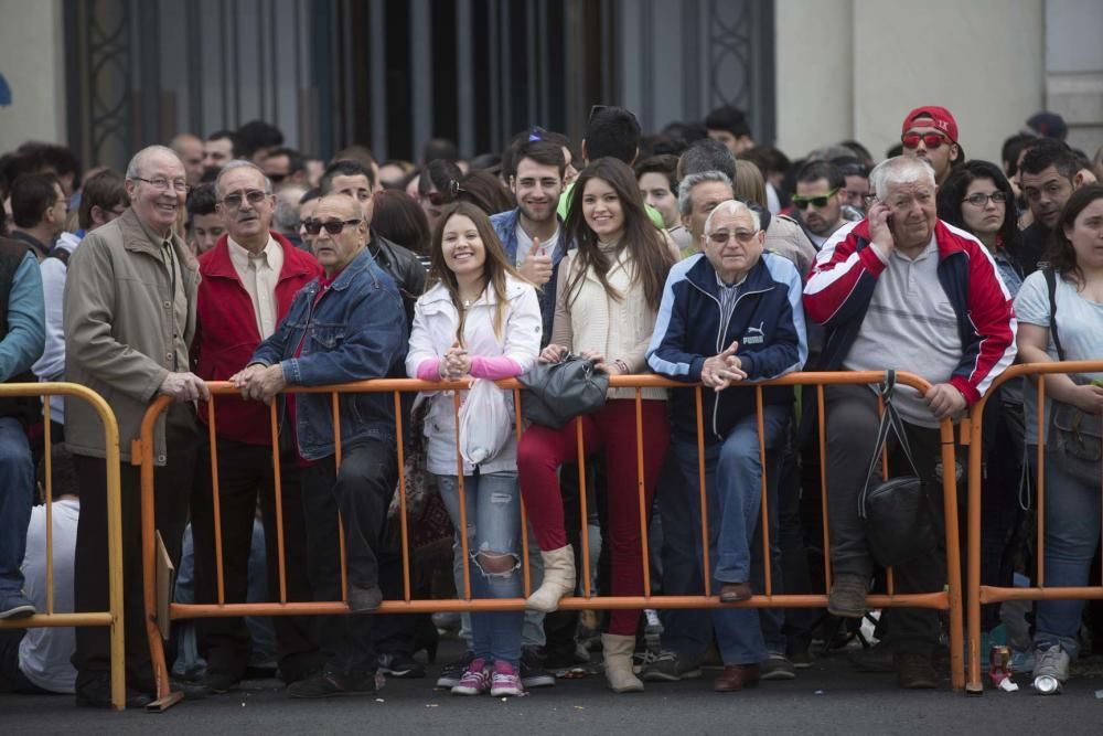 Búscate en la mascletà