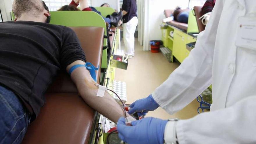 La Justicia europea avala impedir que los homosexuales donen sangre