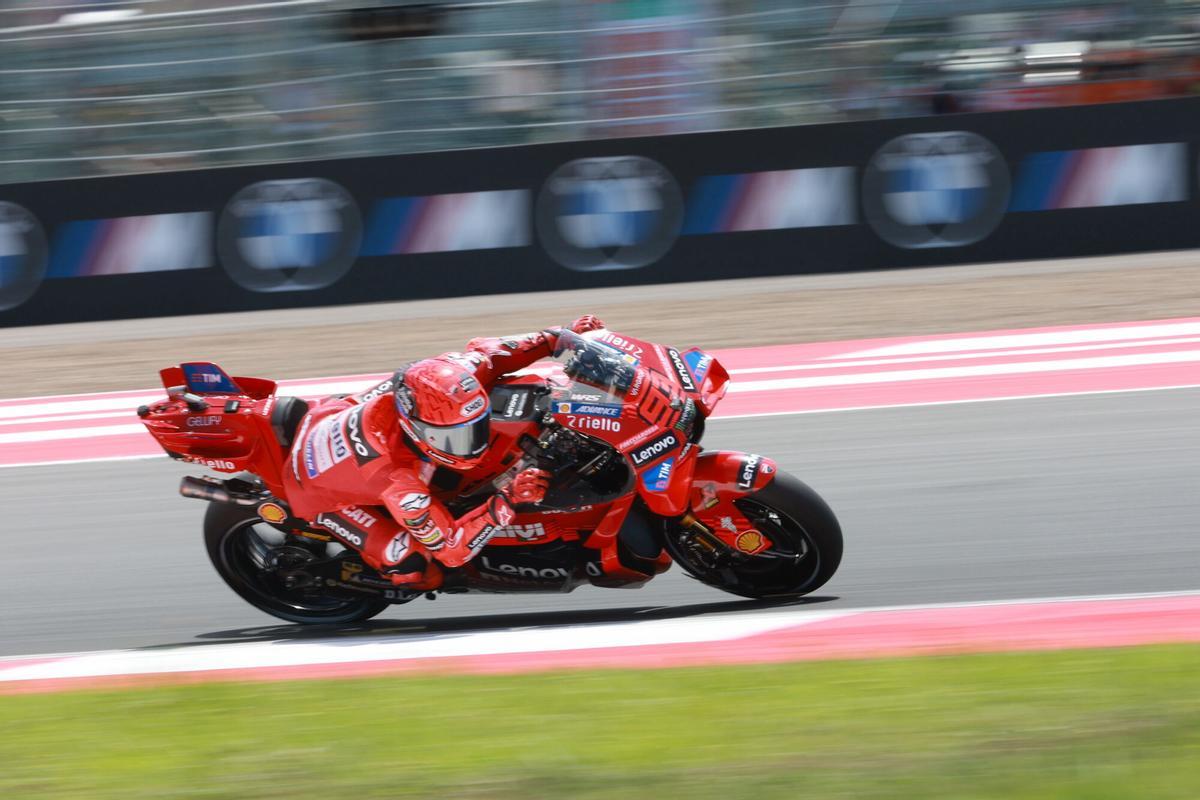 Marc Márquez, en acción durante los test de MotoGP