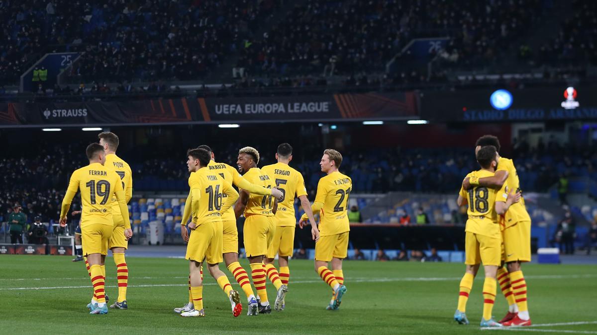 Los jugadores del Barça celebran uno de los goles contra el Nápoles