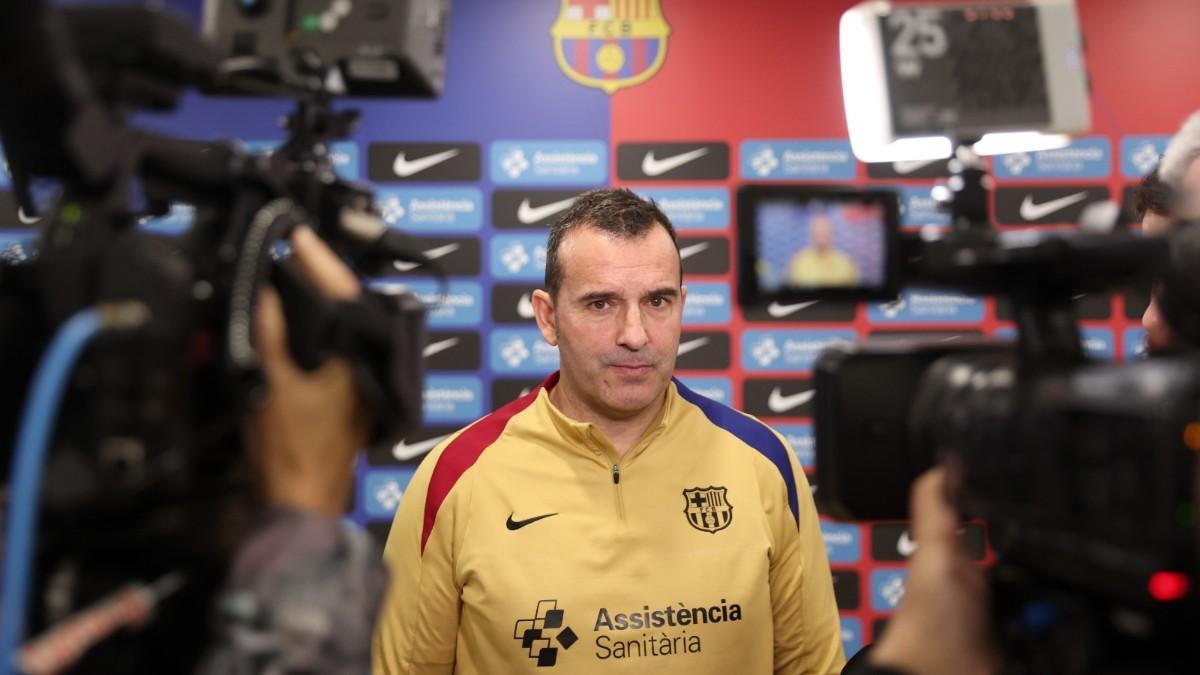 David Cáceres, en rueda de prensa