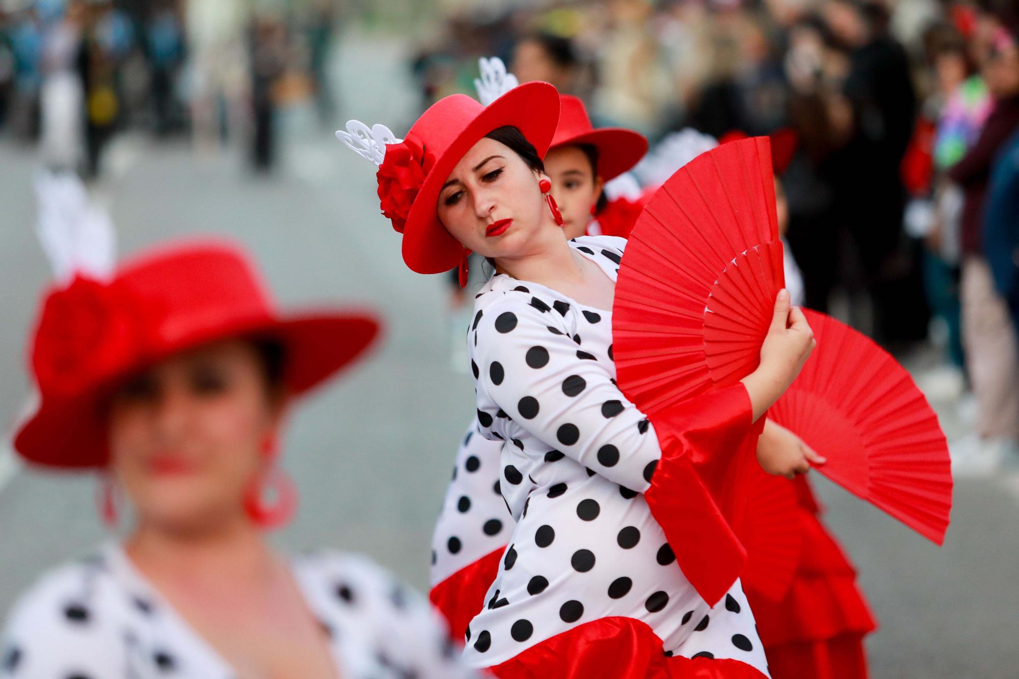 Todas las imágenes de la rúa de carnaval 2023 en Santa Eulària