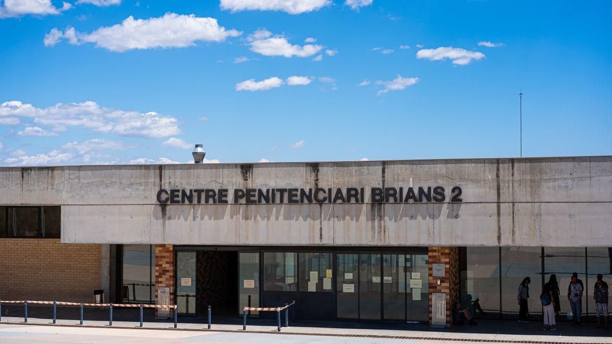 Façana de la presó Brians 2 a Sant Esteve Sesrovires