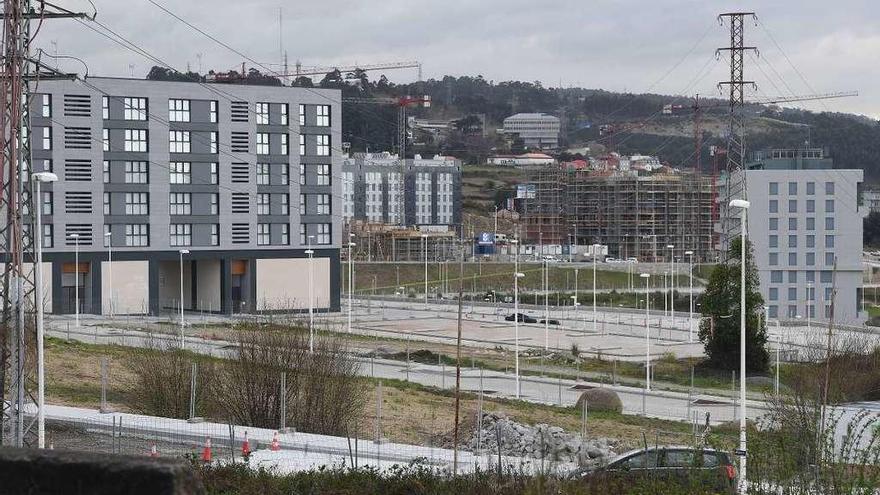 Viviendas construidas en el parque ofimático y zona urbanizada del polígono.